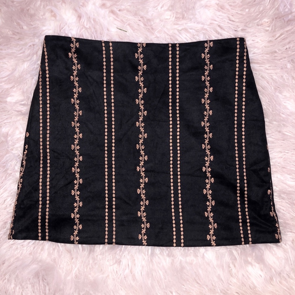 Altar’d State skirt